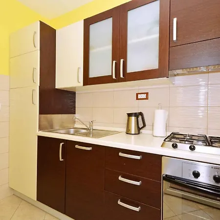 Two-bedroom In Slatine Ii * Trogir