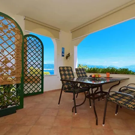 Two-bedroom In Slatine Ii Apartment Trogir